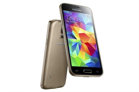 SM G800H GS5 mini Gold 11 SAMSUNG GALAXY S5 MINI   caratteristiche, foto e video ufficiale