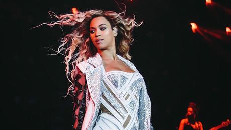Beyoncé è la celebrità più ricca e potente dell'anno secondo Forbes