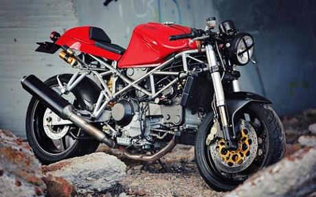 Readers rides: LCR Monster ST4