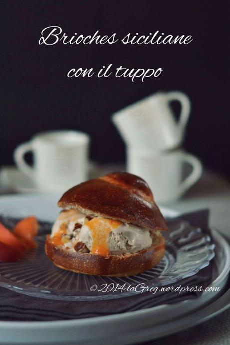 brioche con il tuppo