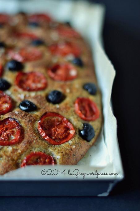 focaccia con farina di cece nero 3