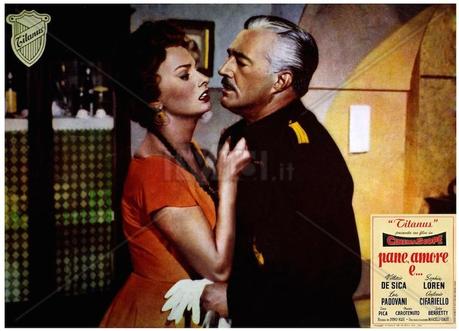 pane_amore_e_vittorio_de_sica_dino_risi_001_jpg_kucn