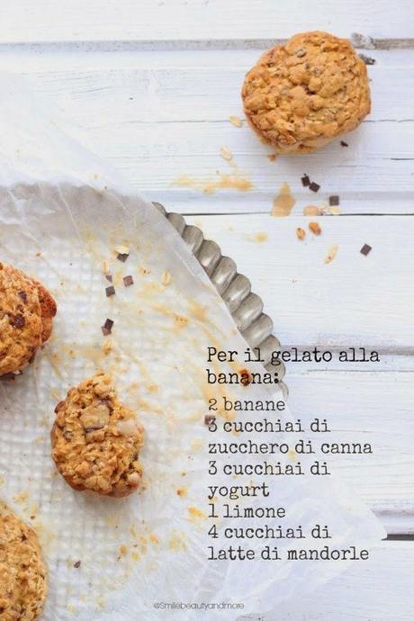 Cookies ai fiocchi d'avena e cioccolato con gelato alla banana