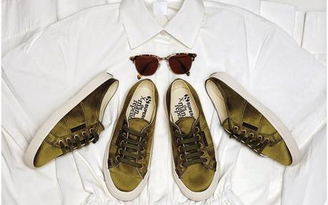 Man Repeller Feat. Superga disponibile anche in Italia