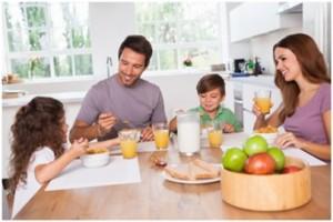 family-having-breakfast