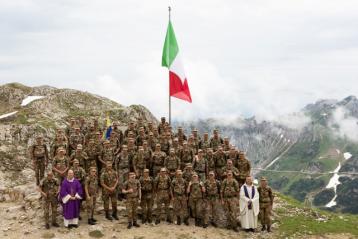 Vicenza/ Monte Pasubio. l’85° RAV “Verona” onora i suoi caduti.