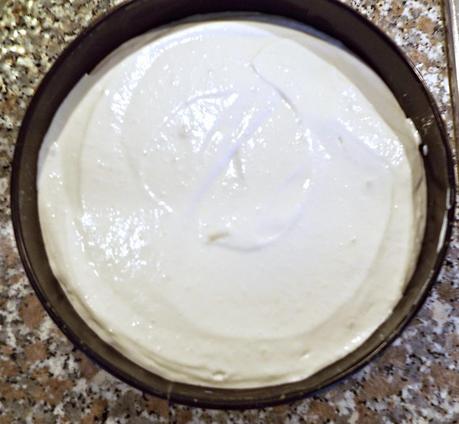 Torta fredda allo yogurt (senza cottura)