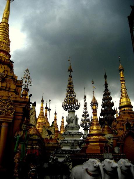 Shwedagon pagoda, fonte Pinterest