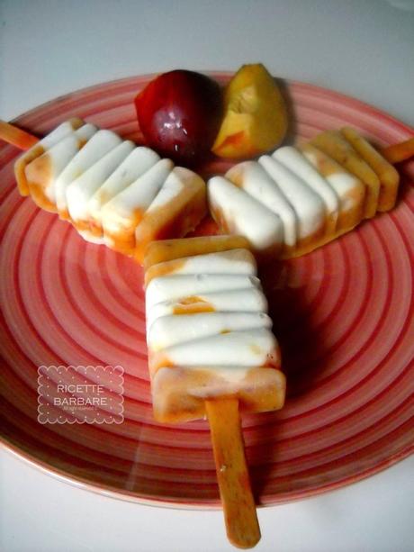 Yogurt pops alla pesca