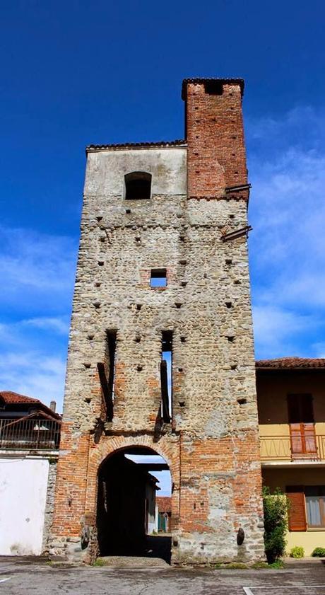 Oglianico, un paese, la sua storia ed il suo Ricetto.