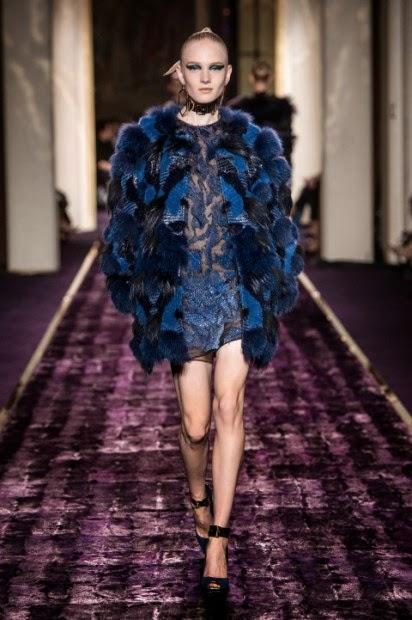 Paris Haute Couture: J.Lo e Donatella insieme per la sfilata di Versace.