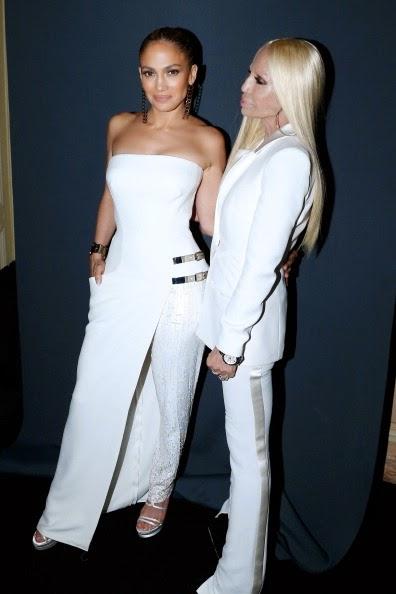 Paris Haute Couture: J.Lo e Donatella insieme per la sfilata di Versace.
