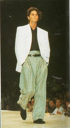 Gianni Versace 1989 - Completo con pantalone plissettato