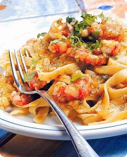 Fettuccine con gamberetti e finocchio selvatico