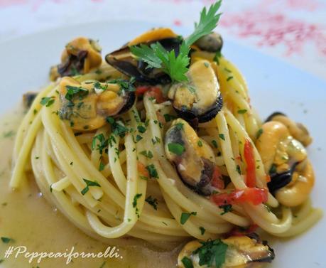 Spaghetti con le cozze tarantine.