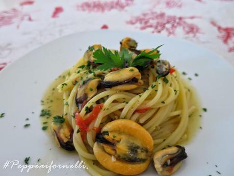 Spaghetti con le cozze tarantine.