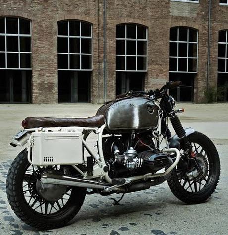 R100 Strasse by Fuel