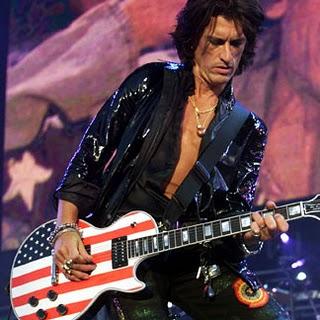 Aerosmith - Joe Perry smentisce tutte le voci che lo vogliono fuori dalla band