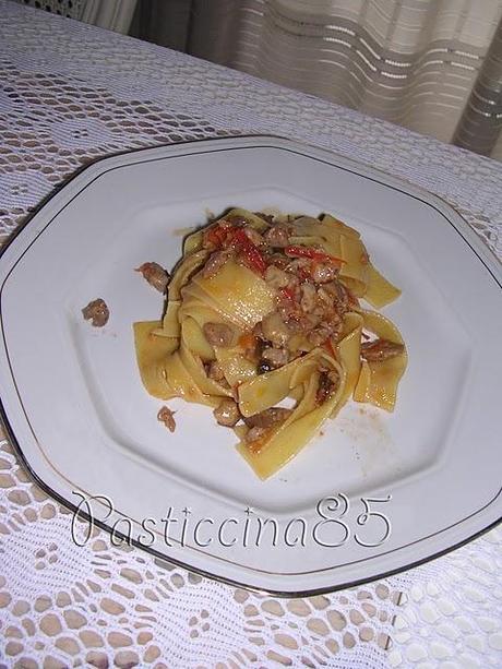 Pappardelle salsicce e funghi porcini