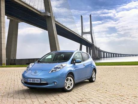 La Nissan Leaf arriva in Italia. VIDEO