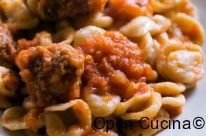 Orecchiette con Polpette