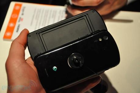110213021mwcsepro Sony Ericsson Xperia PRO: foto, video, caratteristiche, scheda tecnica, dettagli