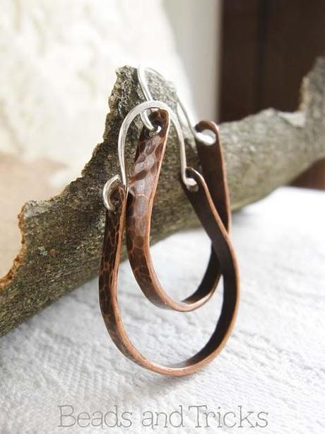 Horseshoe: di orecchini e segni