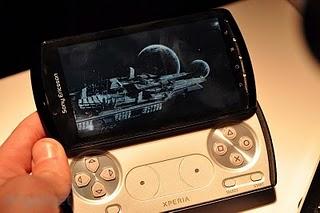 Foto e scheda tecnica del Xperia Play