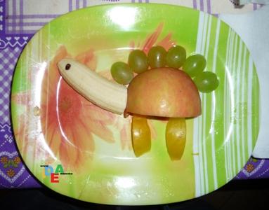 D COME… DINOSAURS=DINOSAURO