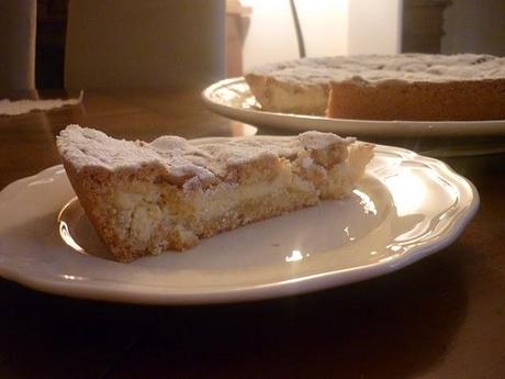 Crostata di ricotta e mandorle zuccherate