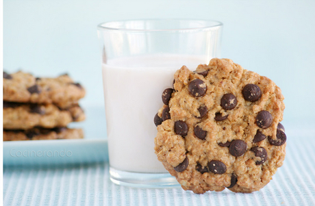 Biscotti di farina d'avena con gocce di cioccolato