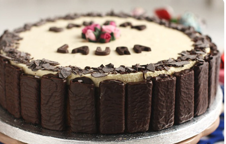 Torta mousse al cioccolato, caffè e mascarpone