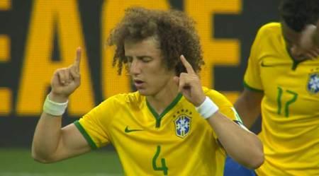 david-luiz-praying