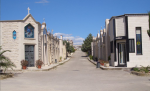 Il cimitero di Riesi, in provincia di Caltanissetta (panoramio.com)