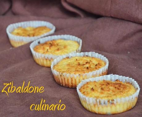 Queijadinha, dolcetti brasiliani al formaggio