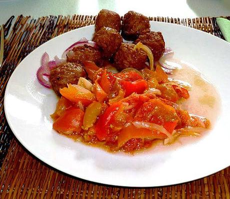 Peperonata _polpette