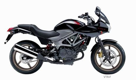 Honda VTR 250 Series 2014