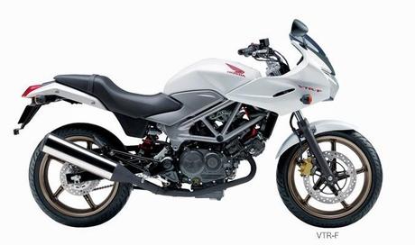 Honda VTR 250 Series 2014