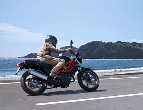 Honda VTR 250 Series 2014