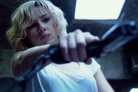 scarlett.johansson.lucy