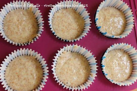 Cupcake integrali con yogurt greco, miele e noci - piccoli viaggi di gusto