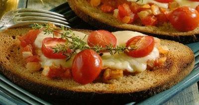 Bruschette ai pomodorini