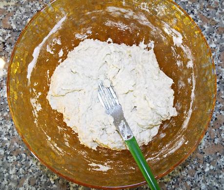 Pane in cassetta alla farina di riso e semi di papavero