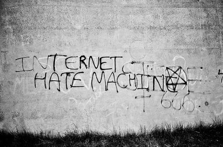 Hate Machine – Parte Prima