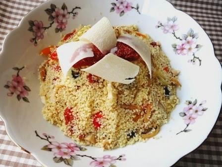 Cous cous alle verdure sott'olio e Parmigiano Reggiano