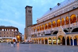 La notte dei colori di Padova: musica, danze, visite gratuite e tantissimo shopping, dal 18 luglio con il percorso verde