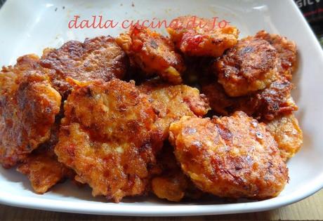 Tomatokeftedes, ovvero frittelle di pomodoro