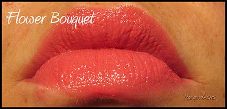 Debby Kiss My Lips Flower Bouquet