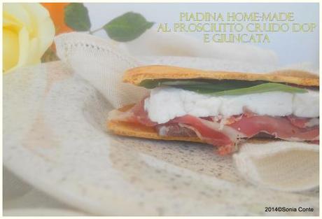 Piadina senza glutine fatta in casa con Prosciutto Crudo Dop e formaggio fresco.