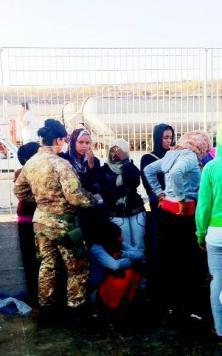 Lampedusa/ Operazione “Strade Sicure”. I militari dell’Esercito accolti almeno altri 350 immigrati